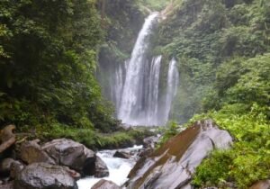 Air Terjun Sendang Gile dan Tiu Kelep